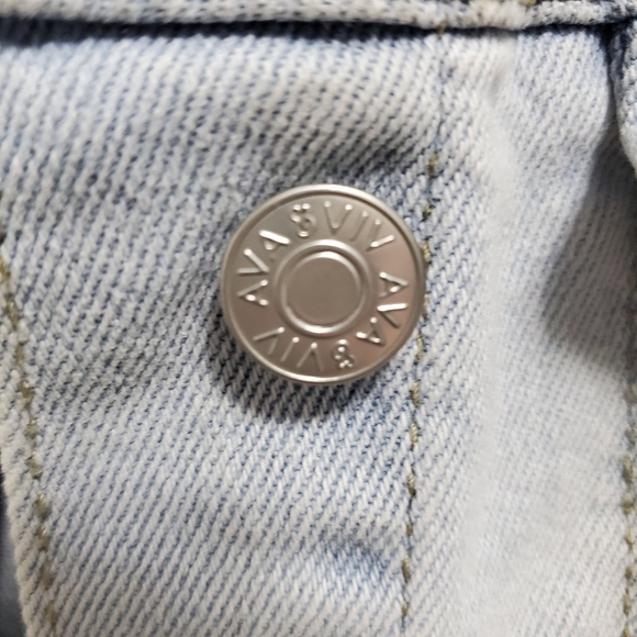 Light Wash Jean Jack Plus Size 3x - Picture 6 of 10